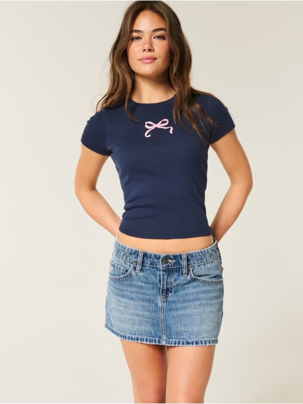 Hollister Light Blue Denim Mini Skirt Pink Bow Embroidered Details - Size 0 - Picture 9 of 13